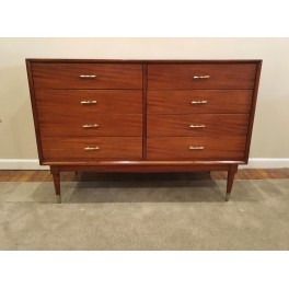 Mid Century Modern mahogany dresser c. 1960