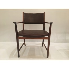 Set of 6 Mid C. rosewood arm chairs . Denmark Set of 6 Mid C. rosewood arm chairs . Denmark