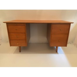 Paul McCobb Planner Group maple desk w/ chair c. 1955 Paul McCobb Planner Group maple desk w/ chair c. 1955