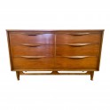 Mid Century walnut 6 drawer dresser c. 1970's